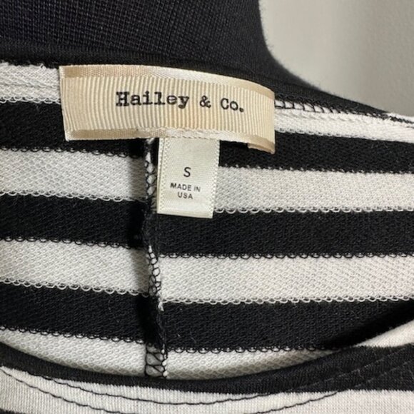 Hailey & Co. Black & White Stripe Sweatshirt   8317 - Picture 11 of 11